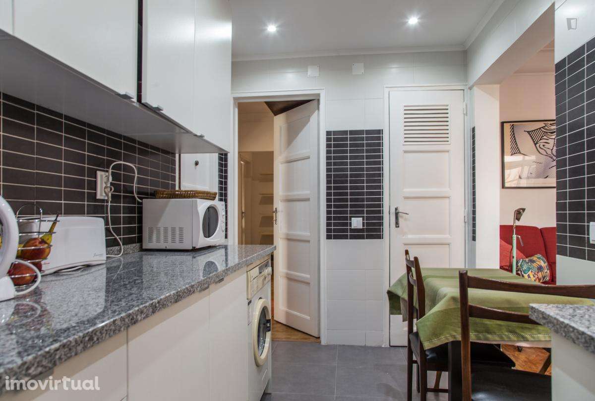 Quarto - localizado em Entrecampos Lisbon - Grande imagem: 3/9