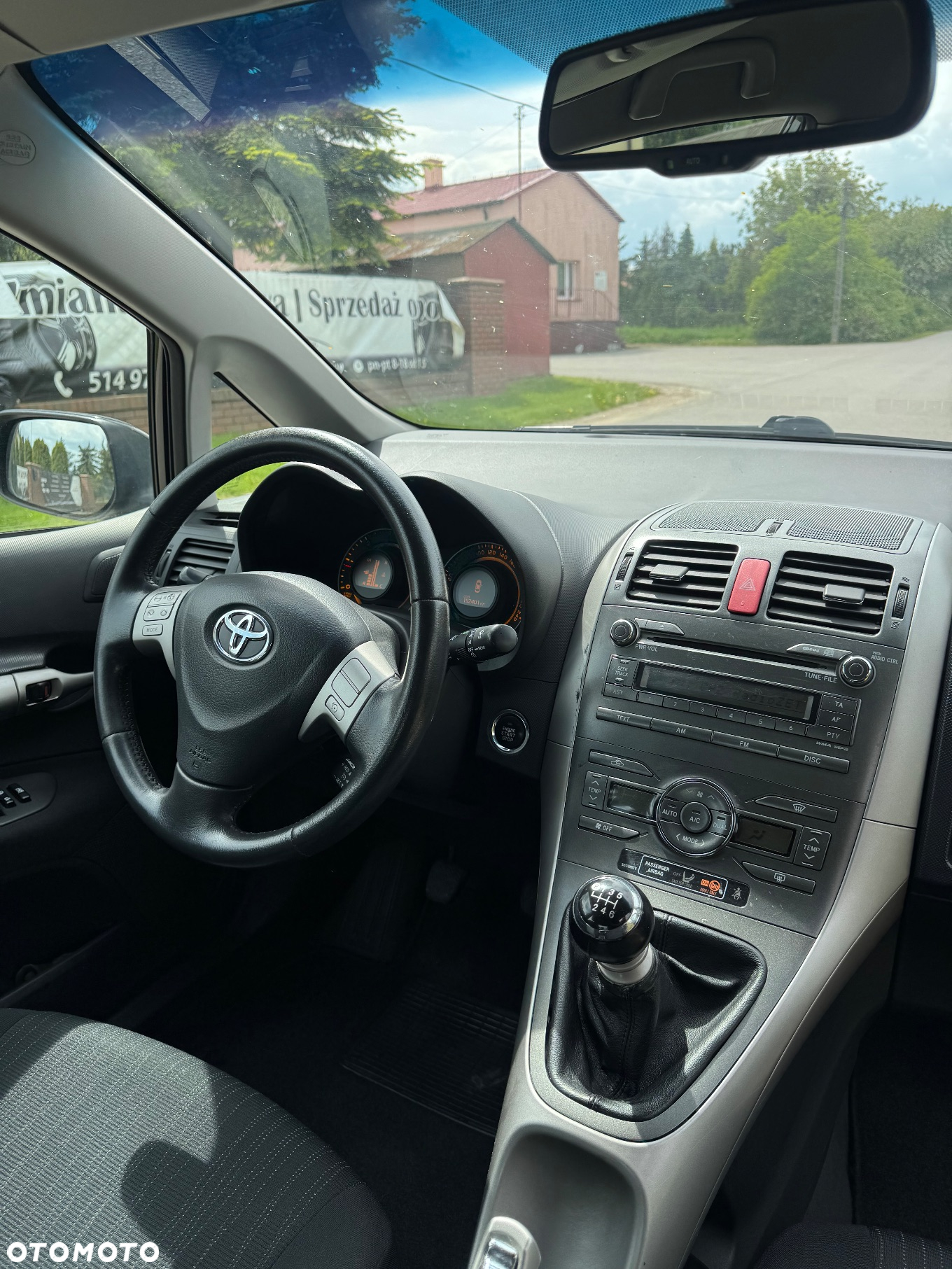 Toyota Auris 2.0 D-4D Luna - 17