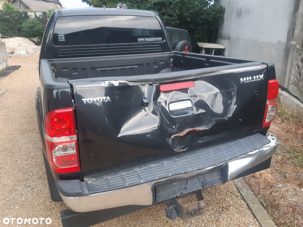 Toyota Hilux - 5