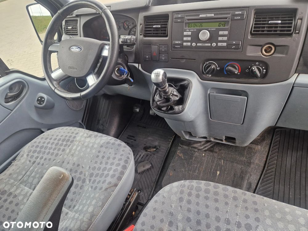 Ford Transit - 10