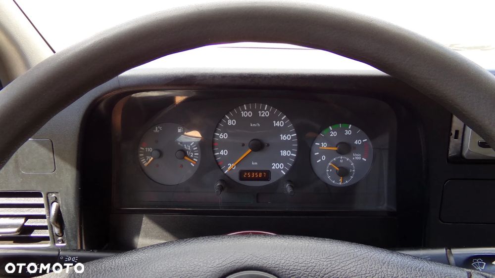 Volkswagen LT 46 2.5TDI KONTENER + WINDA * SERWIS ! SUPER STAN ! - 22