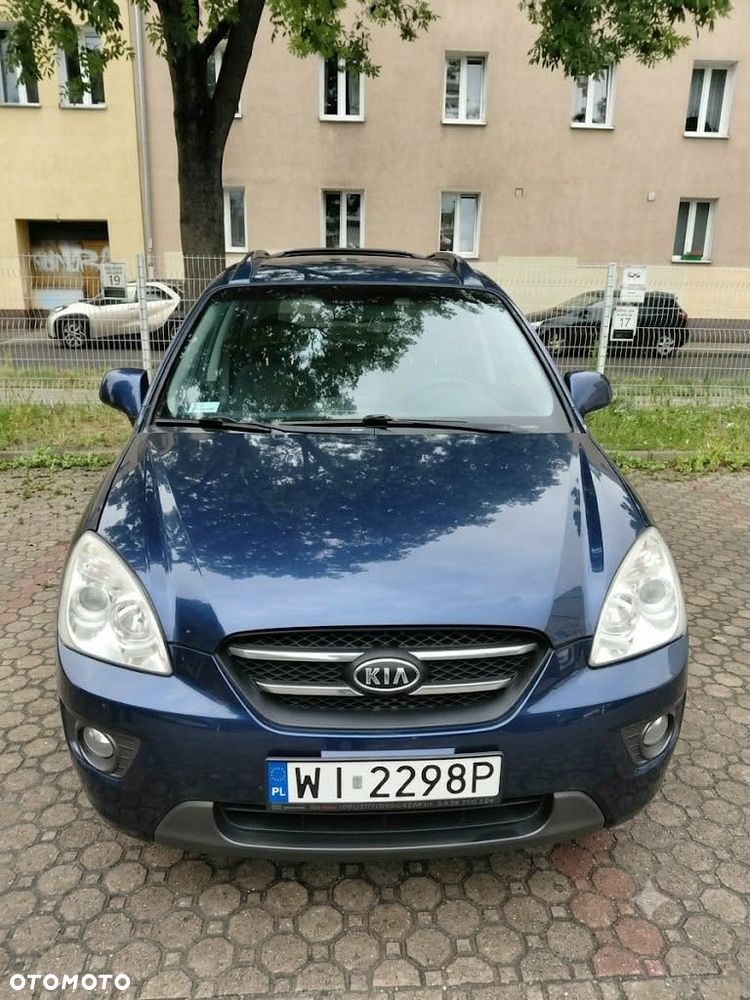 Kia Carens - 1