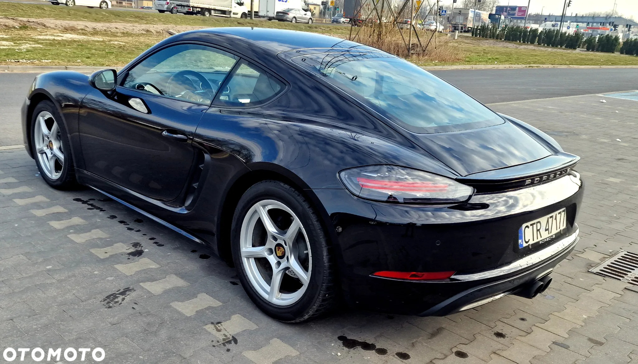 Porsche 718 Cayman Standard - 5