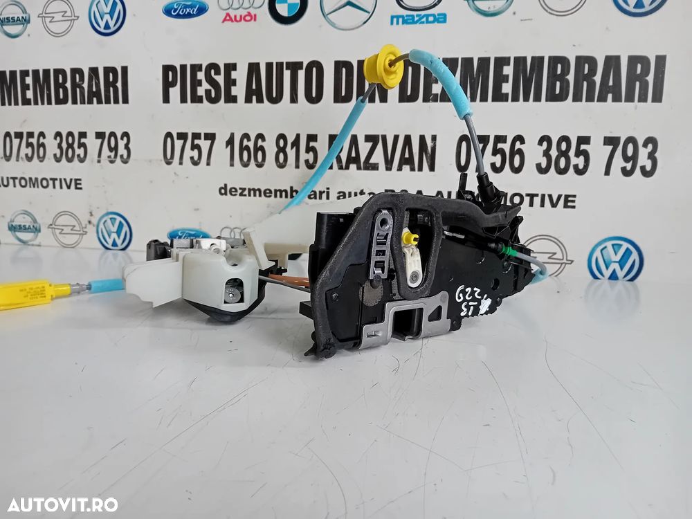 Broasca Blocator Incuietoare Stanga dreapta Bmw Seria 4 G22 G23 Volan Stanga Europa - 4