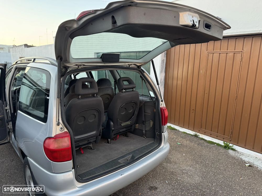 SEAT Alhambra 1.9 TDI Confort - 7