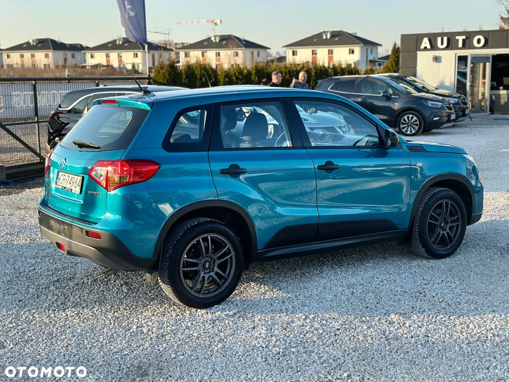 Suzuki Vitara 1.6 Comfort 2WD - 10