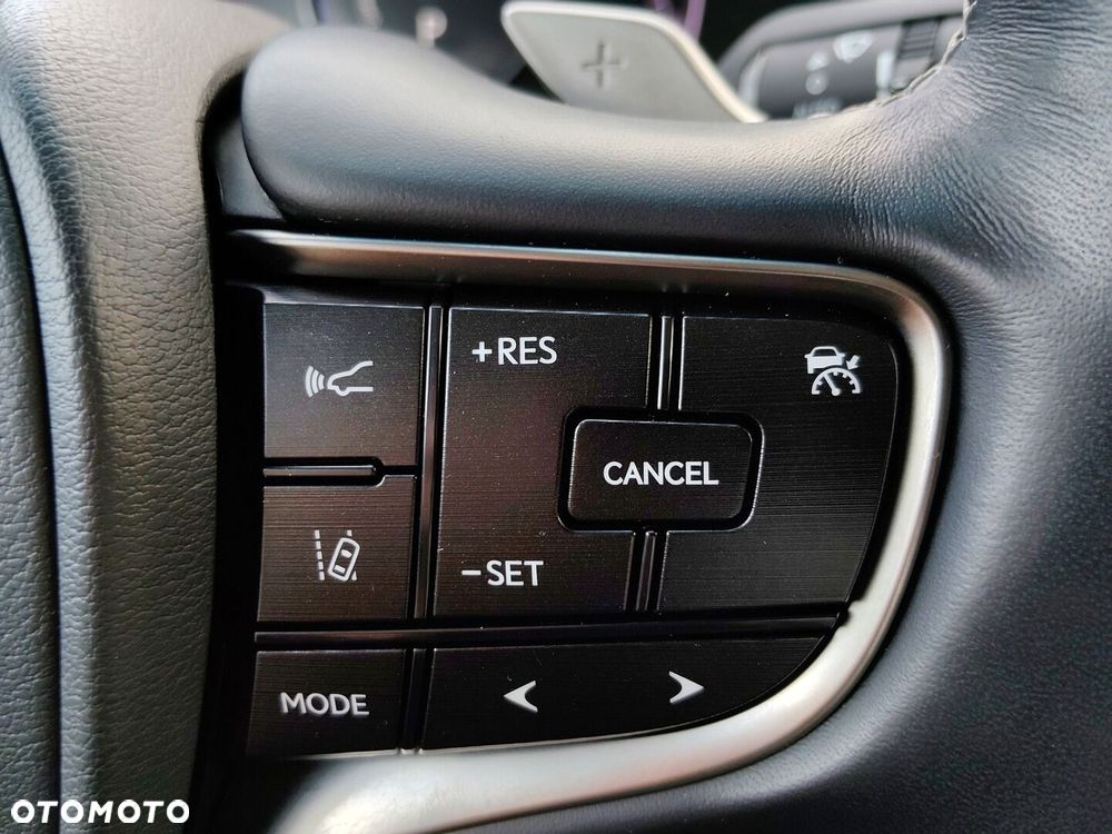 Lexus ES 300h Prestige - 32