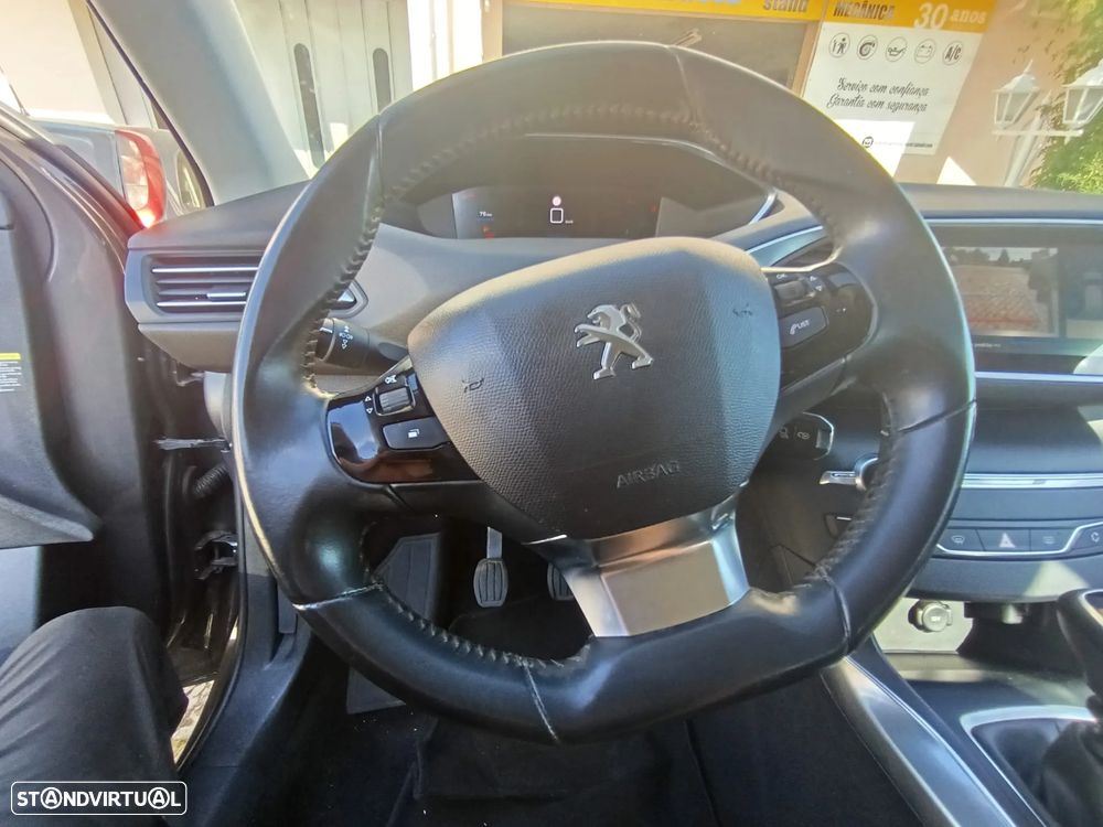 Peugeot 308 SW 1.5 BlueHDi Style - 19
