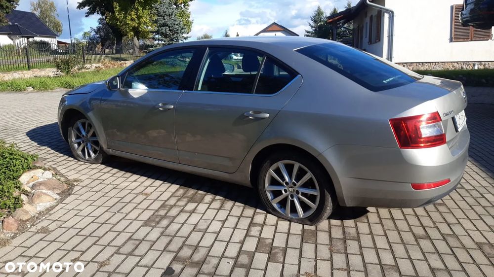 Skoda Octavia 2.0 TDI Style DSG - 1
