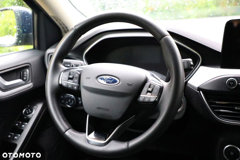 Ford Focus 1.0 EcoBoost Titanium Design - 12