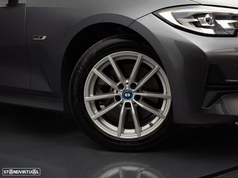 BMW 320 e Corporate Edition Auto - 9