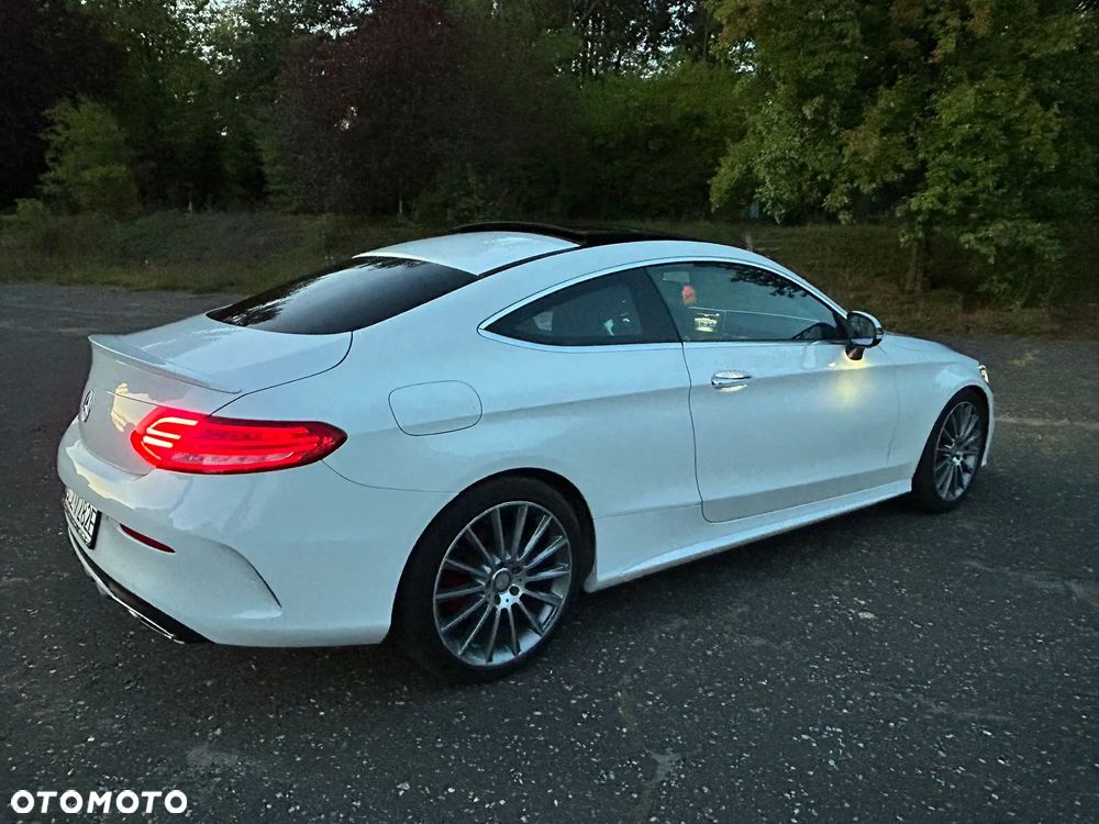 Mercedes-Benz Klasa C 300 Coupe 7G-TRONIC AMG Line - 5