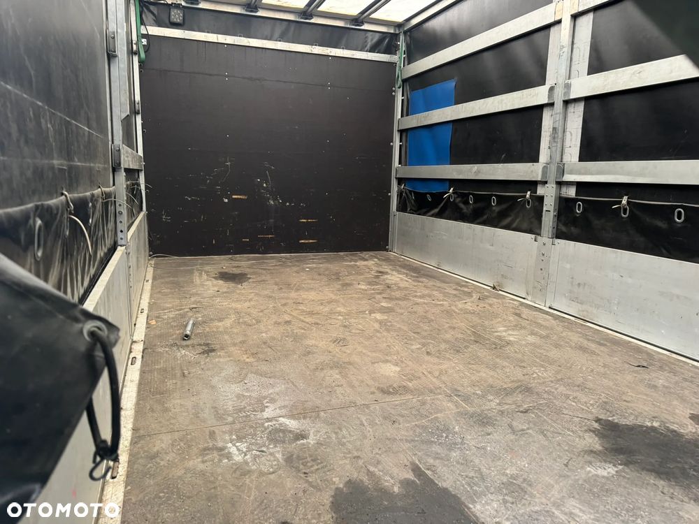 Iveco DAILY 35S18 - 9