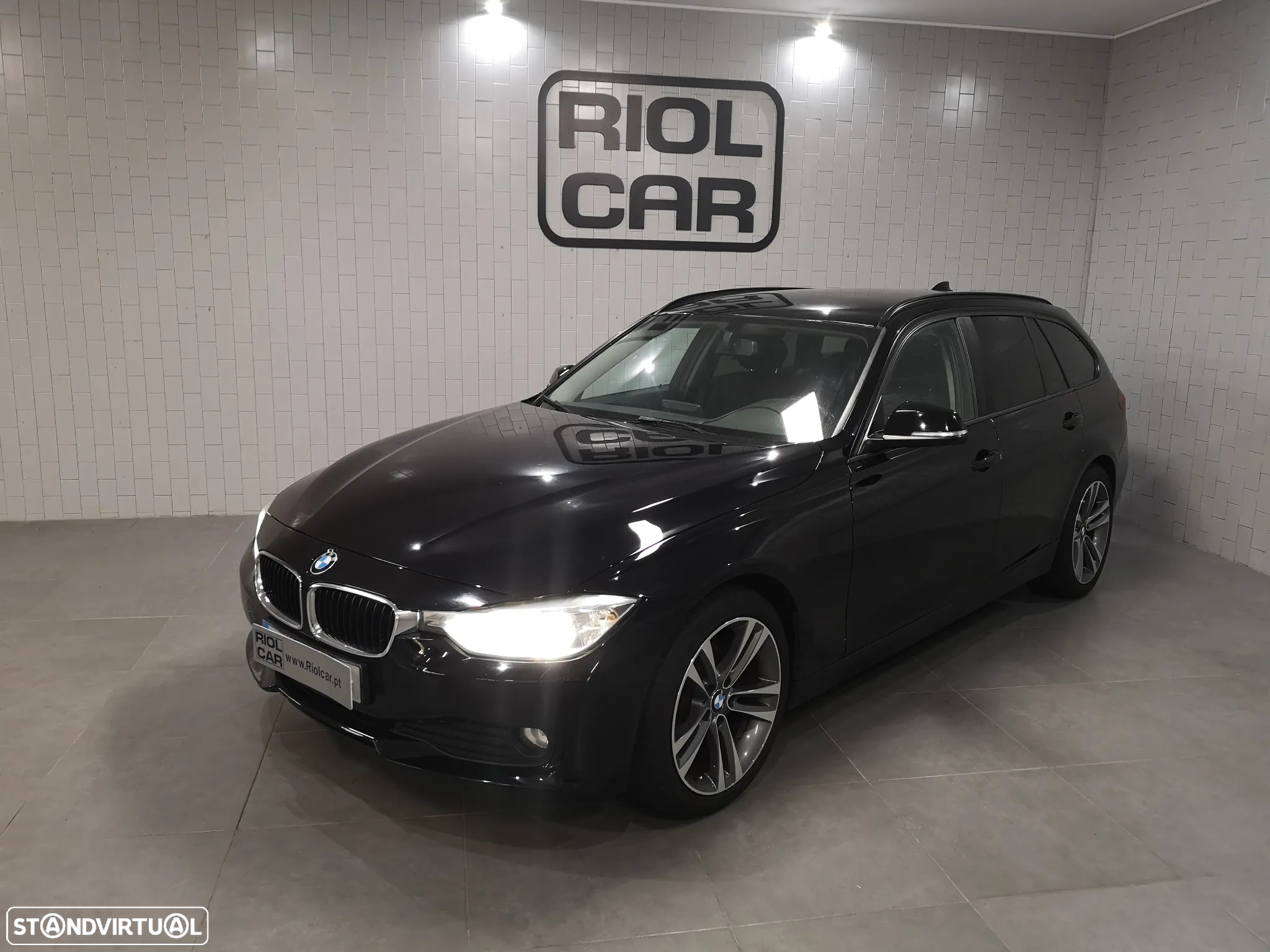 BMW 320 d DPF Touring Edition Sport - 2