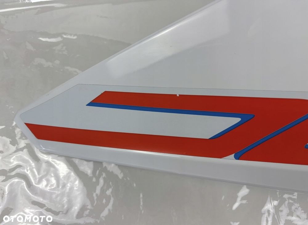 Lewa boczna owiewka KTM DUKE 125 2021-23 Oryginał - 6