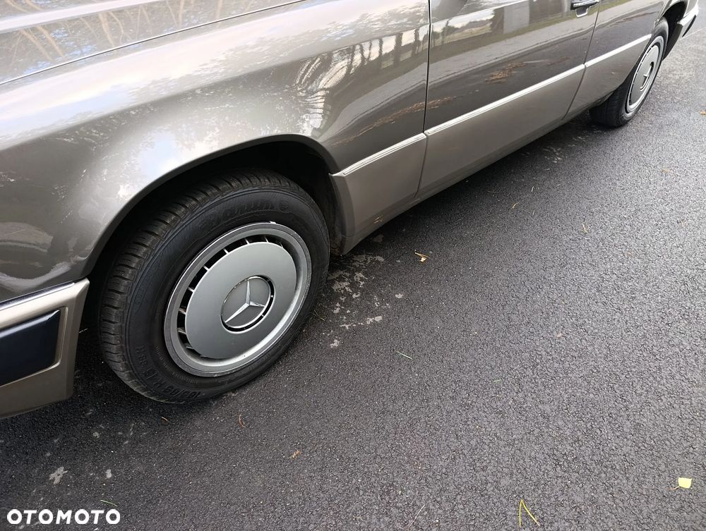 Mercedes-Benz W124 (1984-1993) - 15
