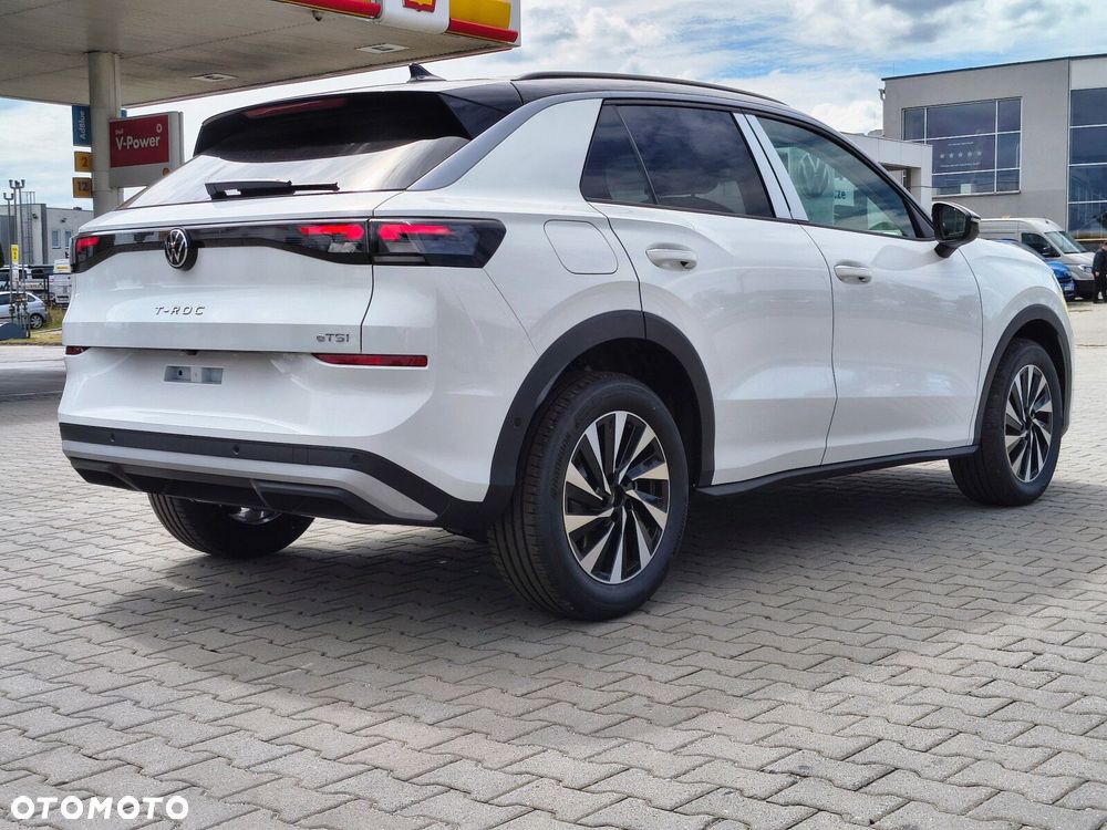 Volkswagen T-Roc 1.5 eTSI Life DSG - 8