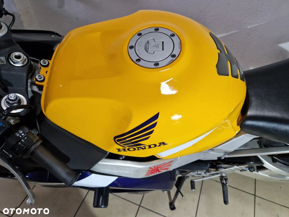 Honda CBR - 18