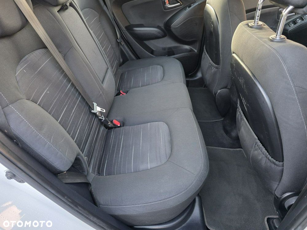Hyundai ix35 - 15