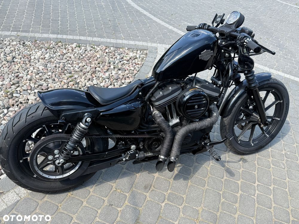 Harley-Davidson Sportster Iron 883 - 27