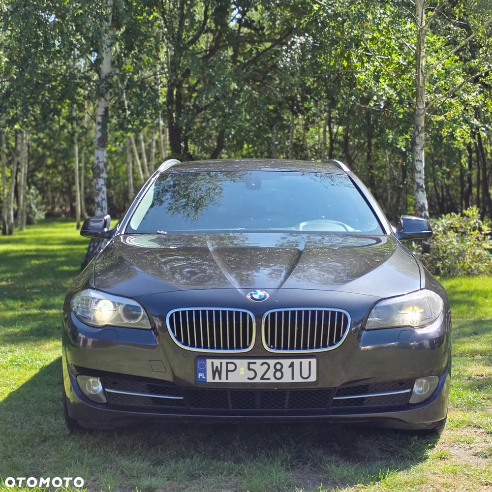 BMW Seria 5 520d Luxury Line - 8
