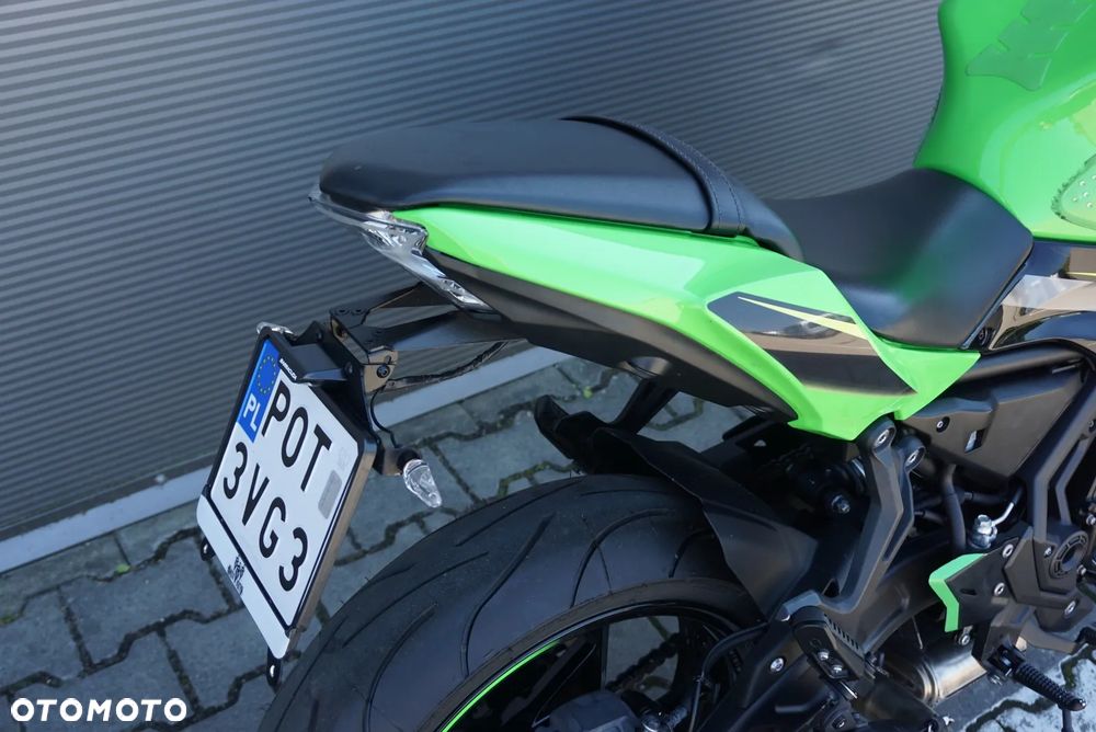Kawasaki Ninja - 4