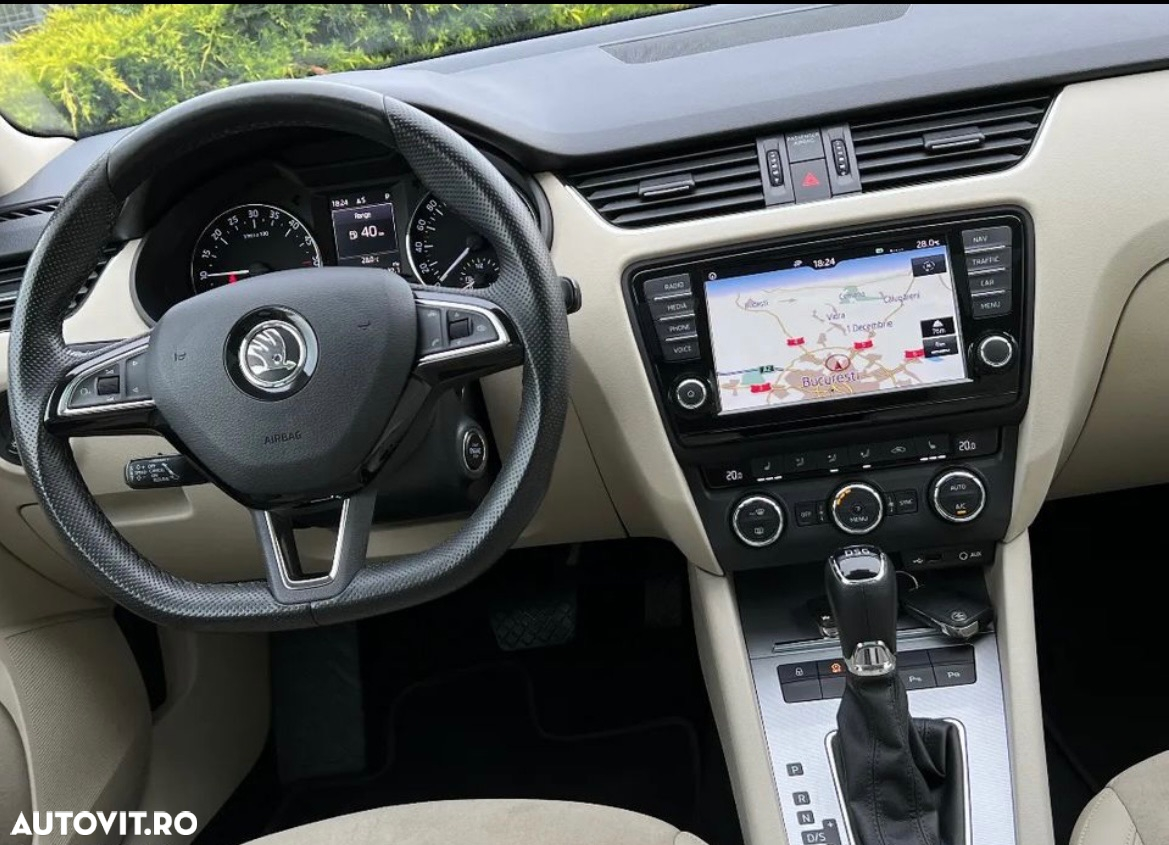 Skoda Octavia 1.6 TDI DSG Ambition - 18