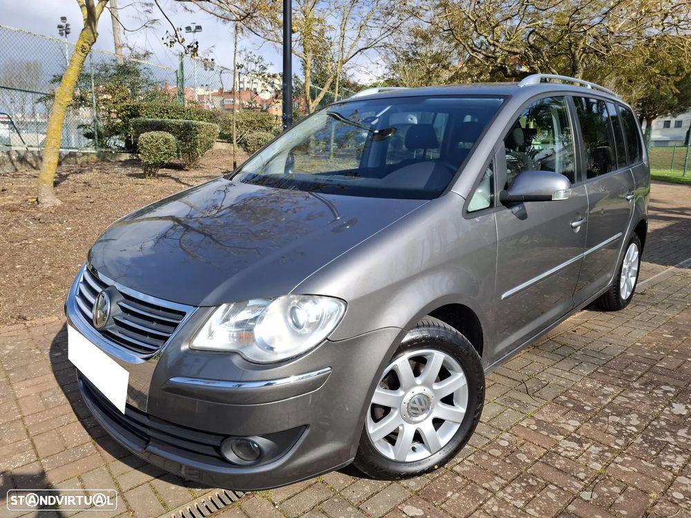 VW Touran 2.0 TDI Highline 7L - 3