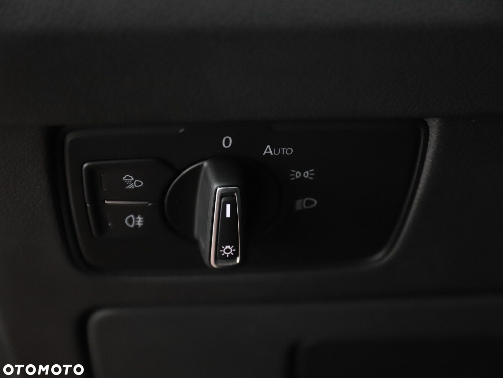 Volkswagen Arteon 2.0 TDI R-Line DSG - 21