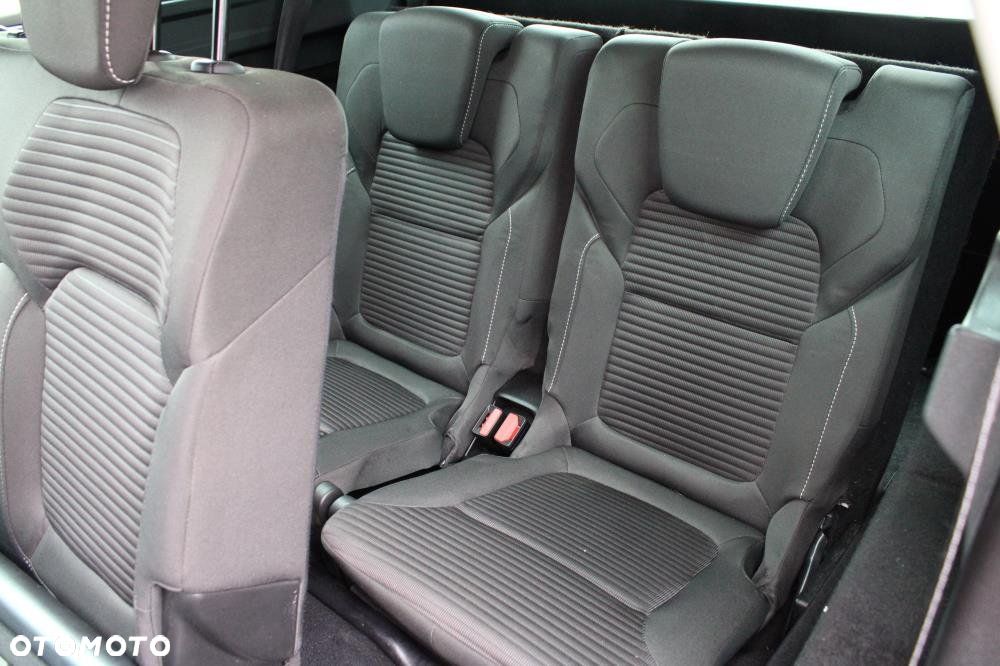 Renault Grand Scenic - 27