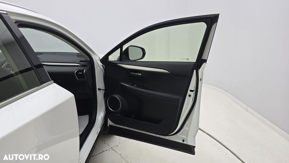 Lexus Seria NX 300h AWD Business - 18