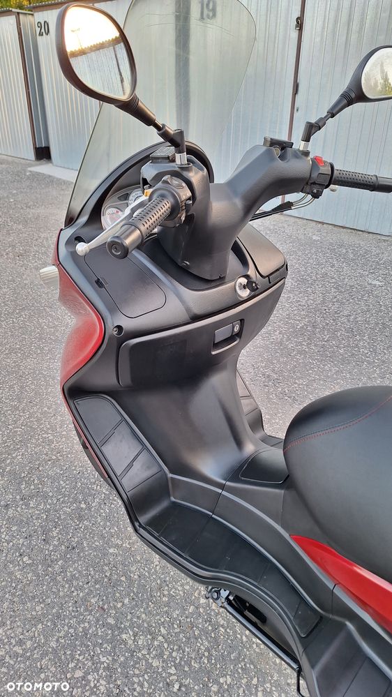 Suzuki Burgman - 5