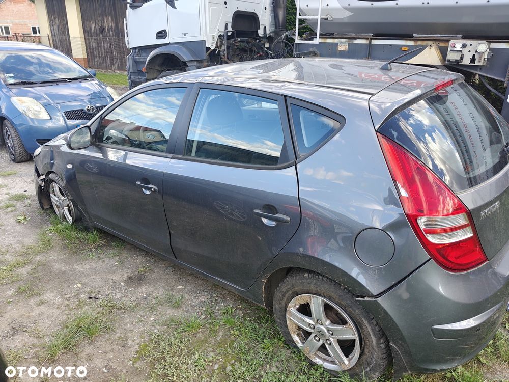 Hyundai i30 1.4 Base - 5