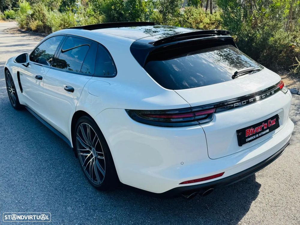Porsche Panamera Sport Turismo 4 E-Hybrid - 16