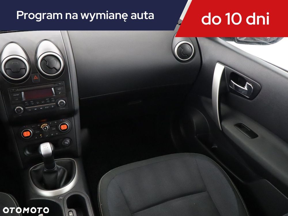 Nissan Qashqai - 10