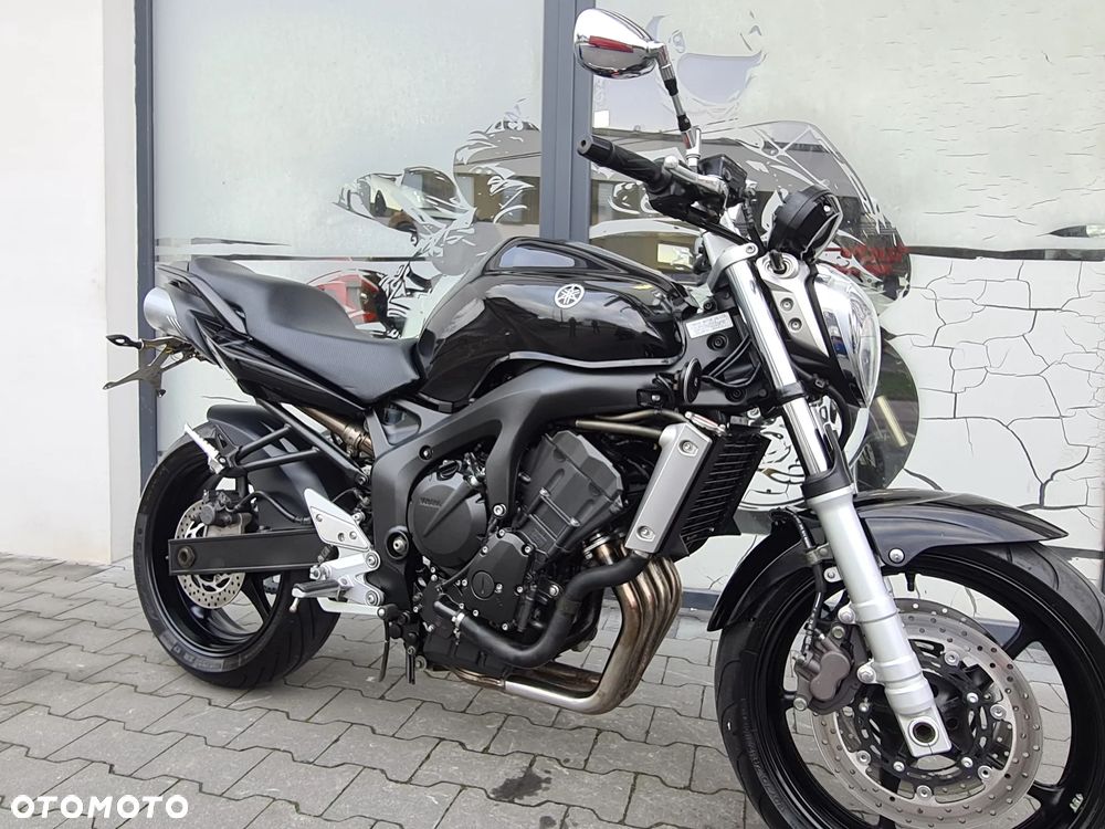 Yamaha FZ6 - 8