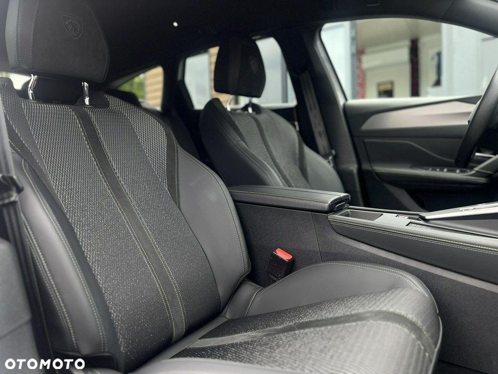 Peugeot 308 1.2 PureTech GT S&S EAT8 - 34