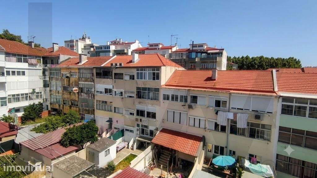 Apartamento T2 no Coração da Cova da Piedade – Localização Privilegiad - Grande imagem: 2/11