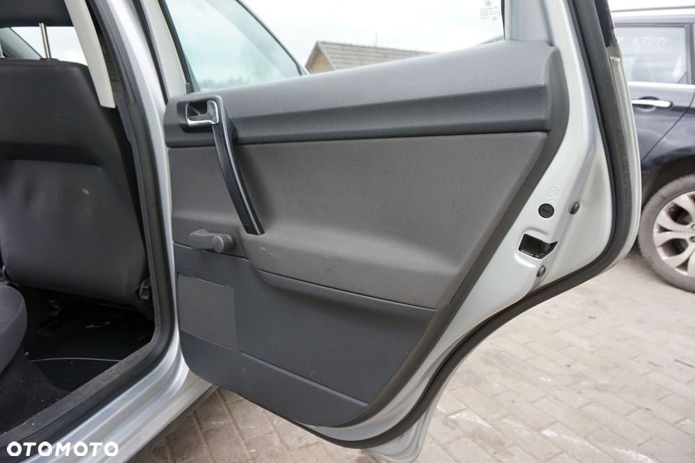 DRZWI TYLNE PRAWE POLO IV 9N LIFT 5D HB LA7W  SREBRNY VOLKSWAGEN 2004-2009 - 6