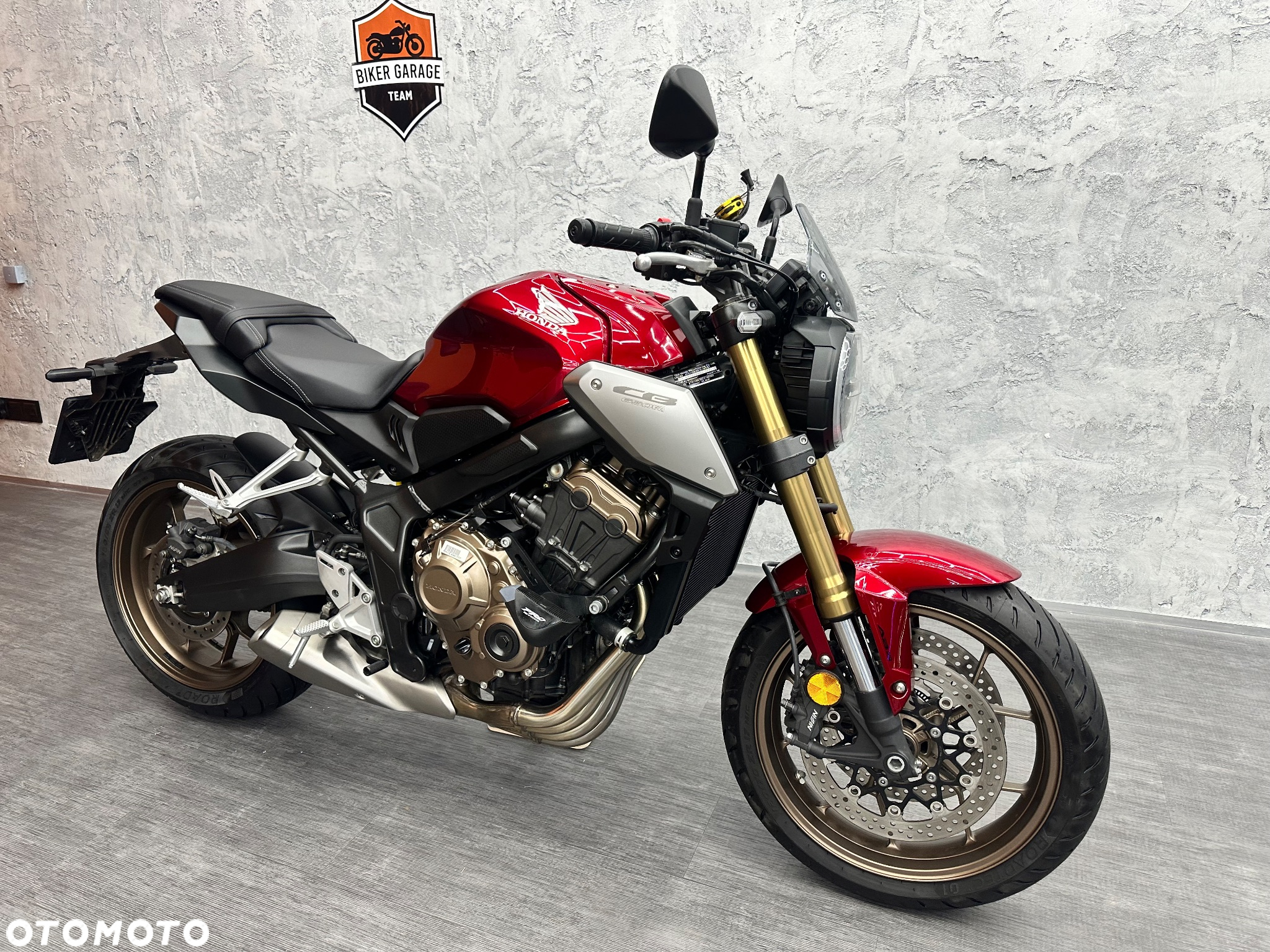 Honda CB - 2