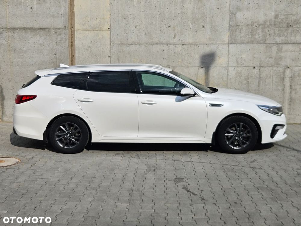 Kia Optima 1.6 T-GDI M DCT - 4