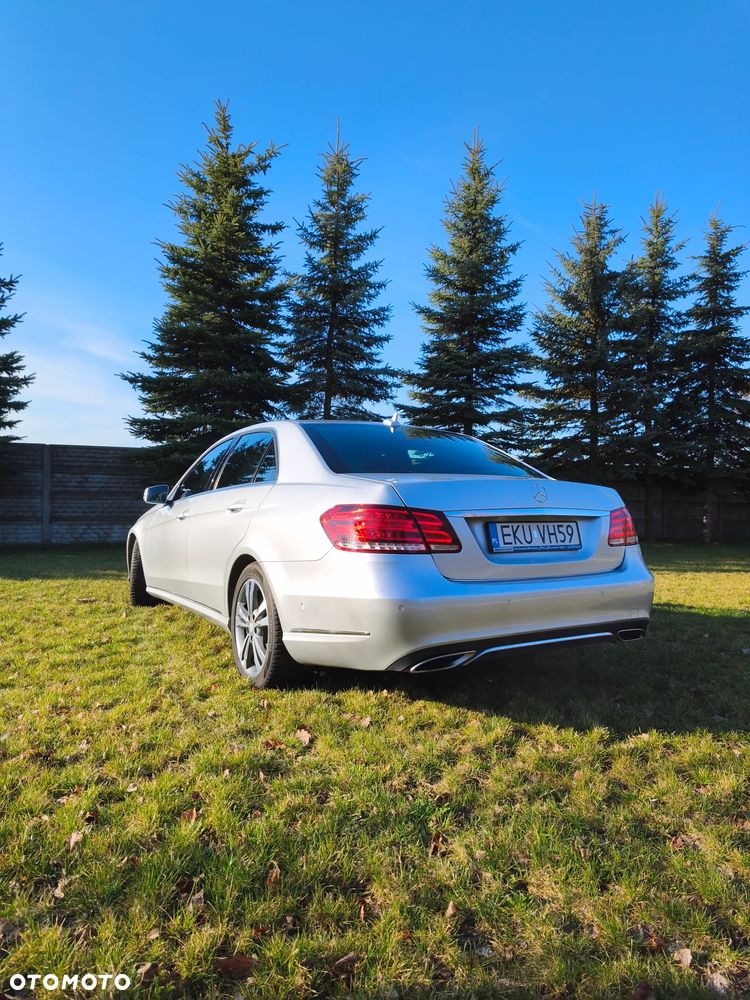 Mercedes-Benz Klasa E 220 CDI DPF BlueEFFICIENCY 7G-TRONIC Elegance - 5