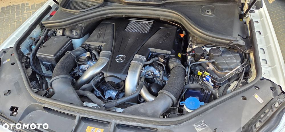 Mercedes-Benz GL - 8