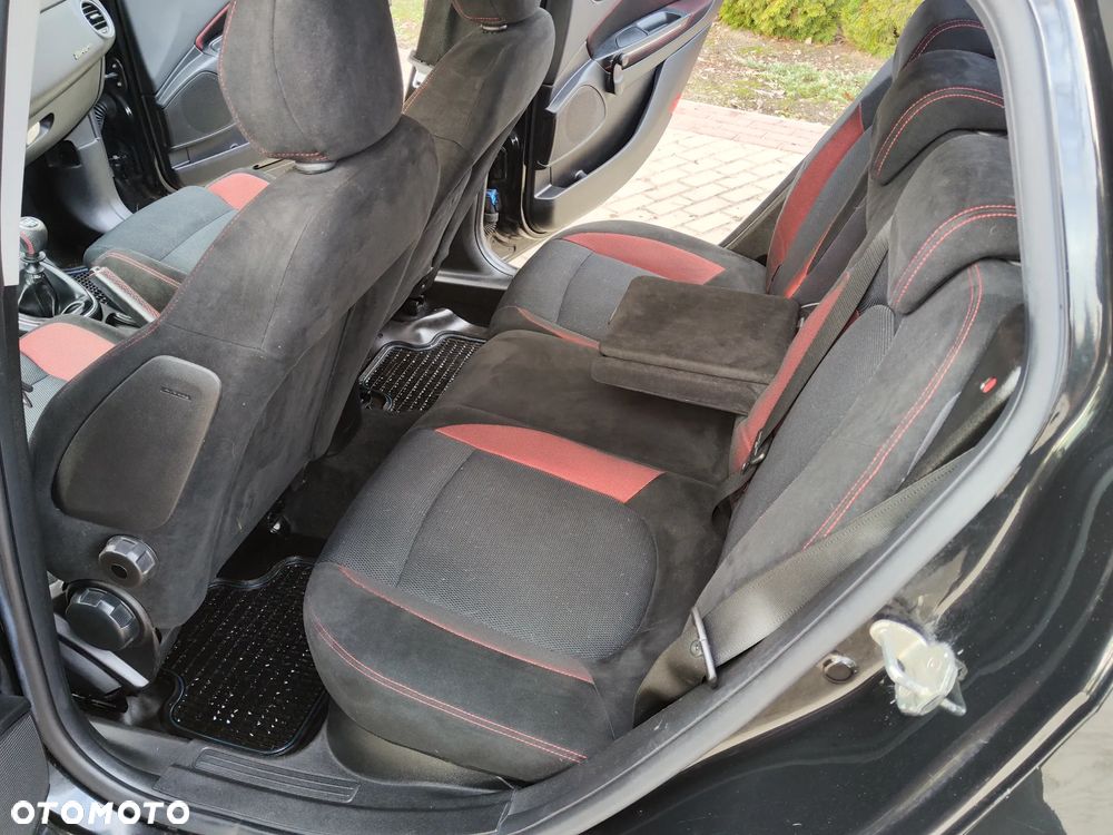 Fiat Bravo 1.4 T-JET 16V Dynamic - 19