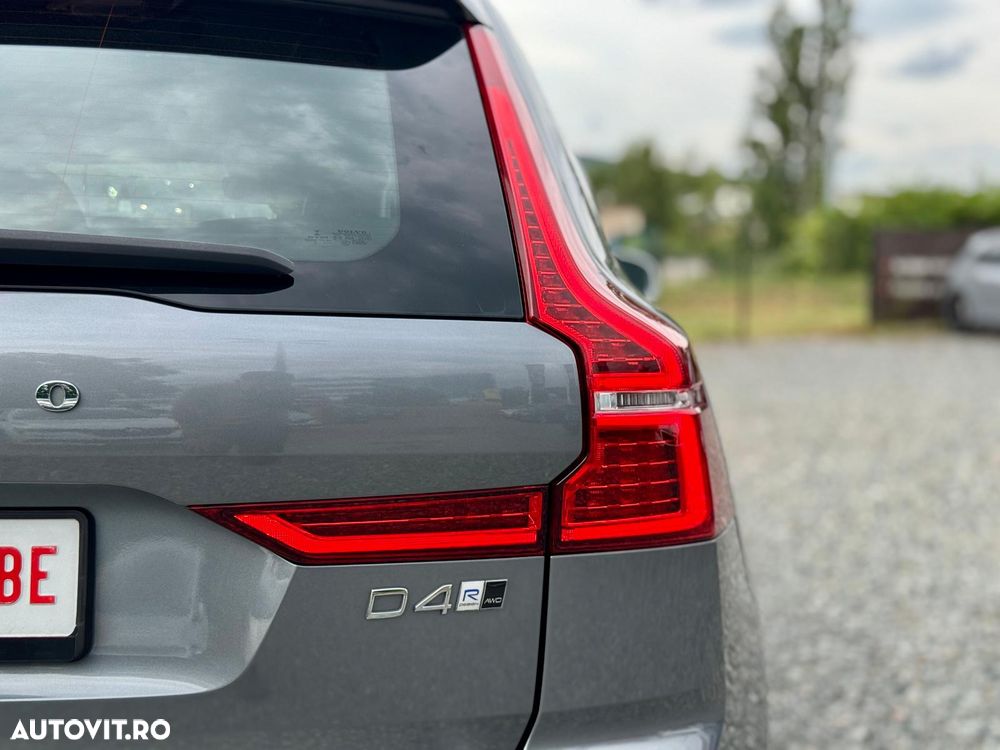 Volvo XC 60 D4 AWD Geartronic RDesign - 13