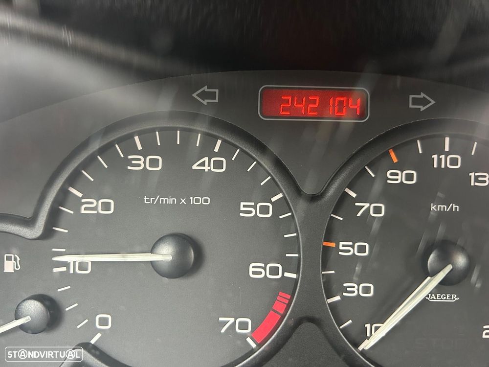 Peugeot 206 1.1 XR - 11