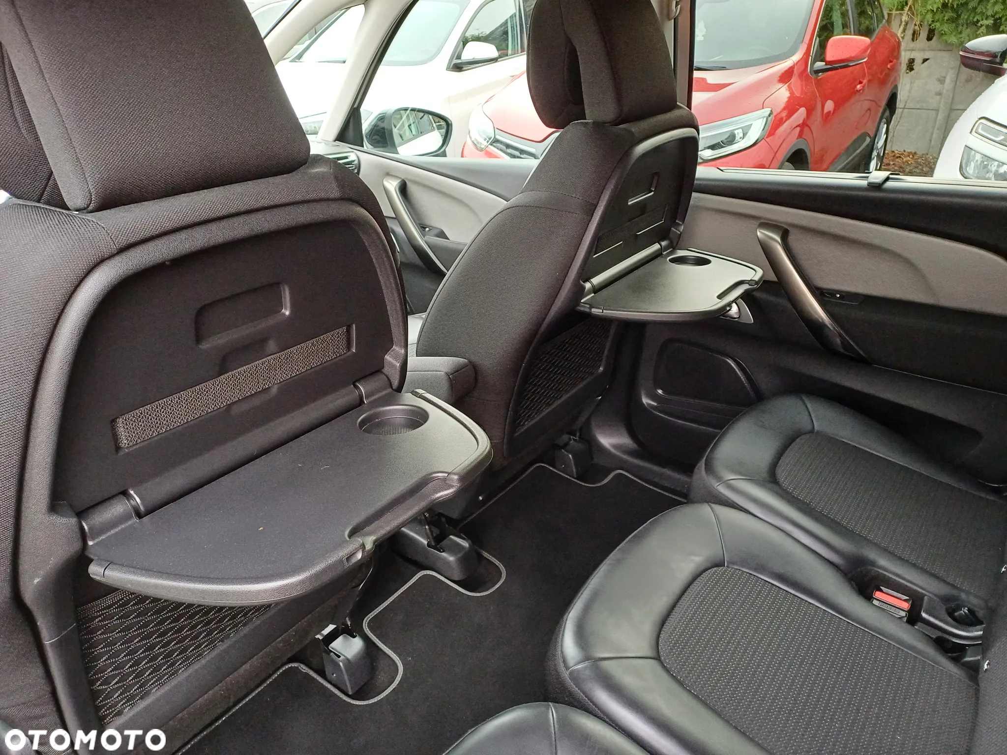 Citroën C4 SpaceTourer Grand BlueHDi 130 Stop&Start EAT8 SHINE PACK - 25