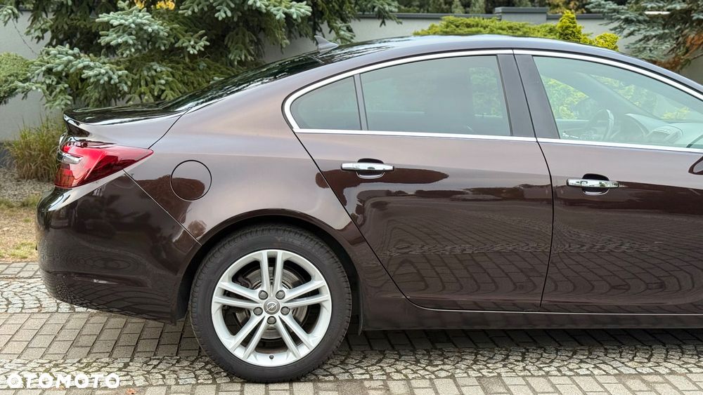 Opel Insignia 2.0 CDTI - 12