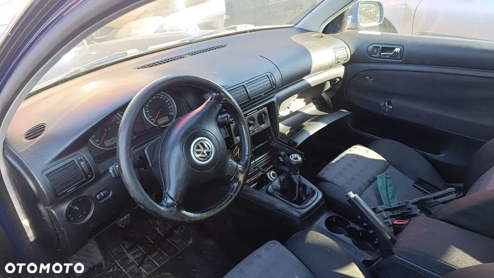 35515 Volkswagen passat b5 fl 2.3v5 na części skrzynia EAA lakier LC5X - 24