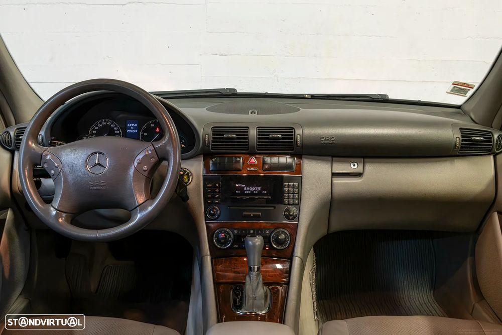 Mercedes-Benz C 200 CDI Auto Avantgarde - 11